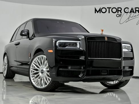 Used 2022 Rolls-Royce Cullinan AWD/4WD image 1
