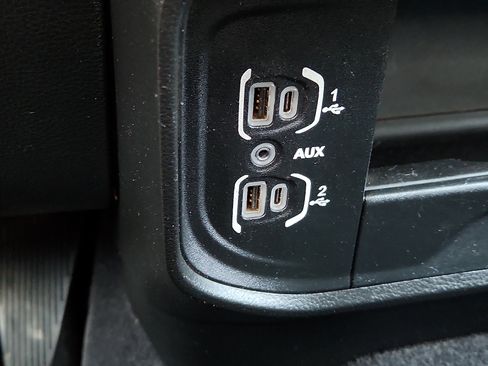 Used 2022 RAM 2500 Tradesman image 16