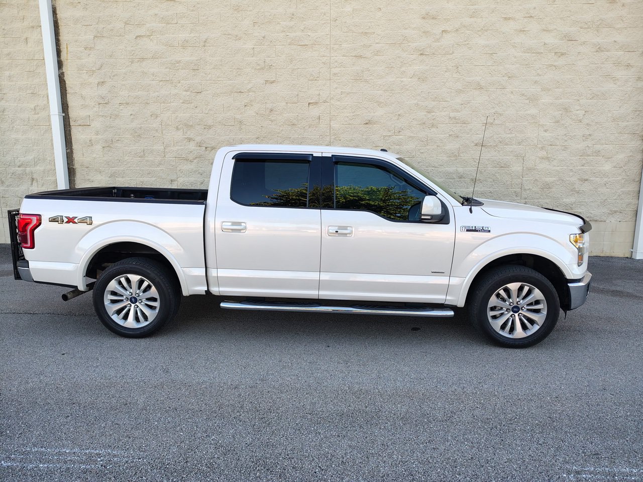 Used 2016 Ford F150 Lariat w/ Equipment Group 501A Mid AWD/4WD image 1