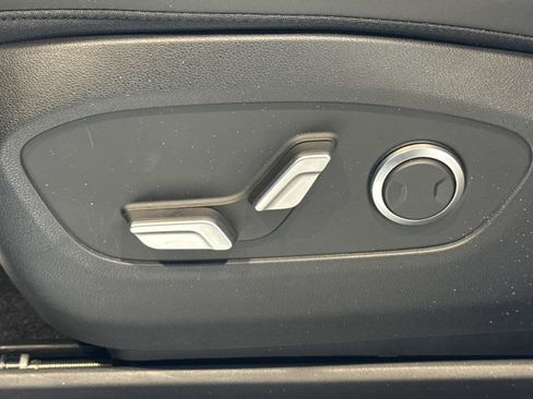 New 2026 Hyundai Ioniq 9 SEL image 7