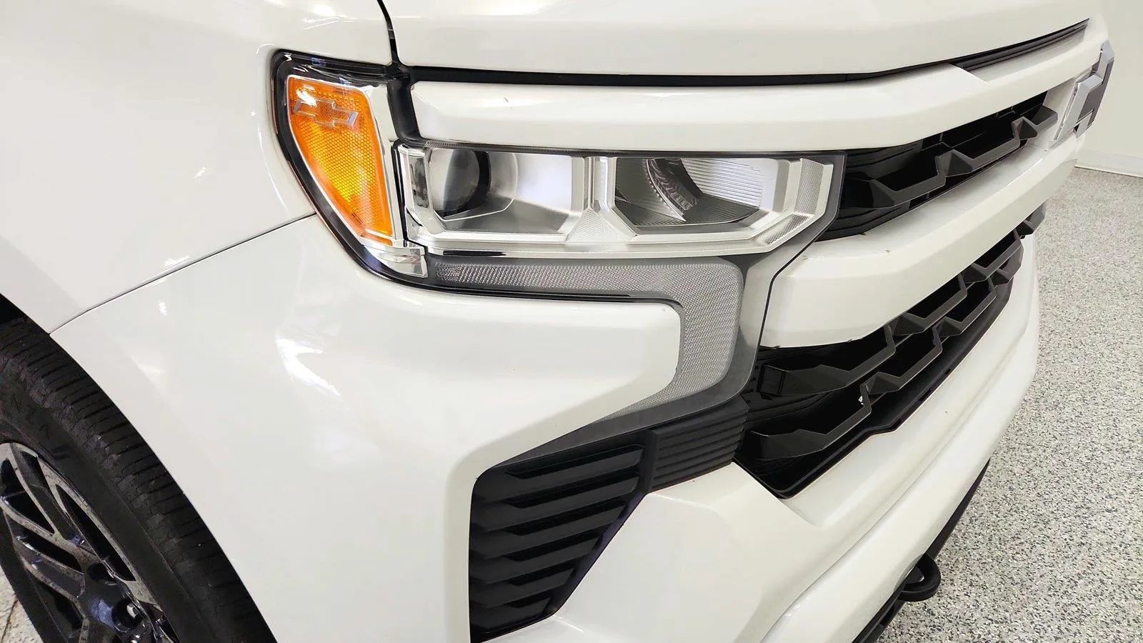 Used 2024 Chevrolet Silverado 1500 RST w/ Convenience Package II AWD/4WD image 14