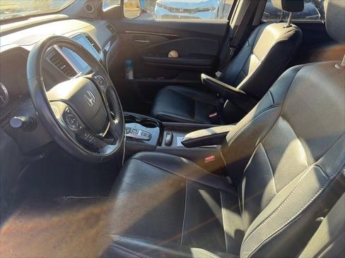 Used 2017 Honda Pilot Elite image 5