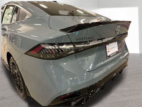 New 2026 Nissan Sentra SR w/ Floor Mat Package image 30