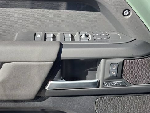 New 2026 Land Rover Defender 110 Trophy Edition AWD/4WD image 30
