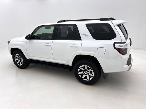 Used 2024 Toyota 4Runner TRD Off-Road image 10
