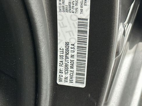 Used 2023 RAM 1500 Laramie AWD/4WD image 12