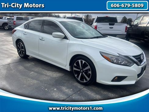 Used 2018 Nissan Altima 2.5 SR FWD image 1