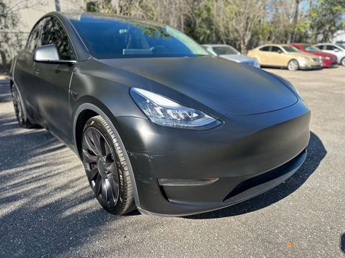 Used 2021 Tesla Model Y Performance AWD/4WD image 2