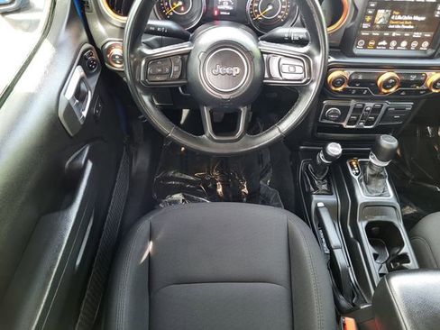 Used 2022 Jeep Gladiator Sport image 20