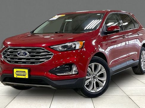 Certified 2024 Ford Edge Titanium AWD/4WD image 2