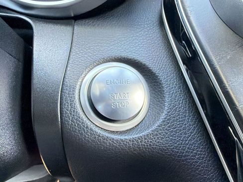 Used 2018 Mercedes-Benz GLC 300 image 26