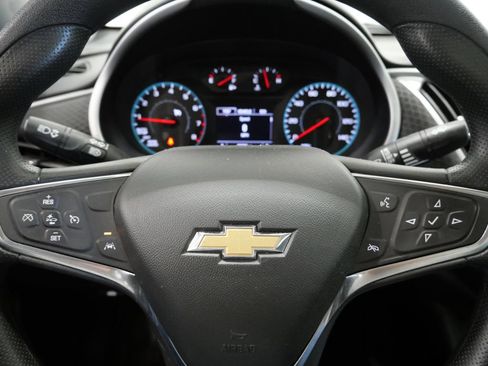 Used 2024 Chevrolet Malibu LT FWD image 17