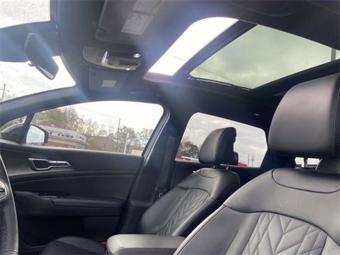 Used 2024 Kia Sportage X-Line w/ X-Line Premium Package image 27