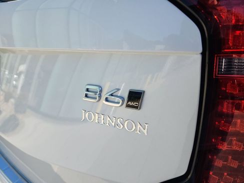 New 2026 Volvo XC90 B6 Ultra w/ Protection Package Premier image 19