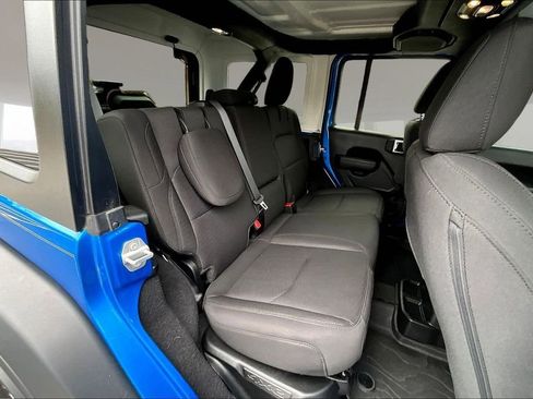 Used 2023 Jeep Wrangler Unlimited w/ Cold Weather Group image 24