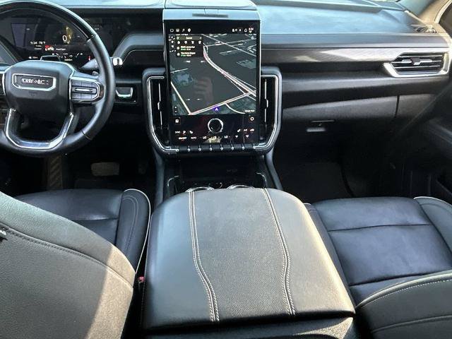 Used 2025 GMC Yukon XL Elevation AWD/4WD image 16