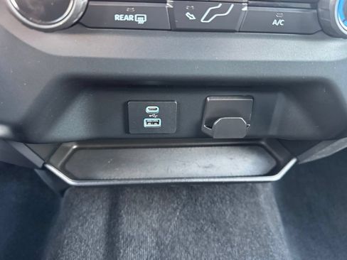 Used 2022 Ford F150 XLT AWD/4WD image 40