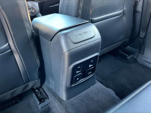 Used 2022 Ford Bronco Wildtrak image 33