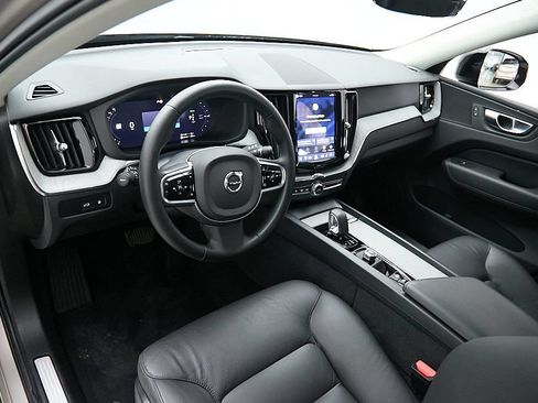 Certified 2025 Volvo XC60 T8 Plus w/ Protection Package Premier AWD/4WD image 12