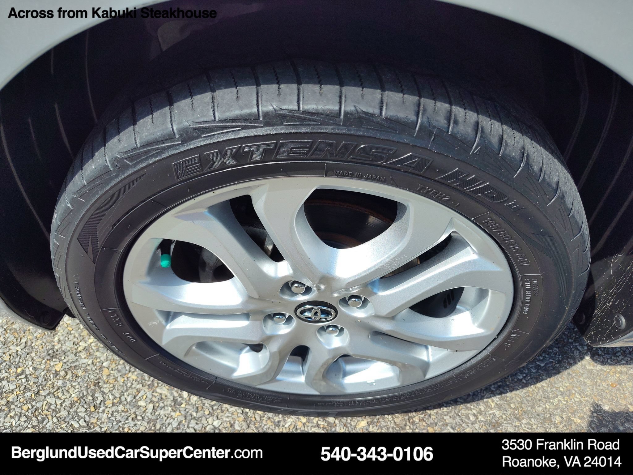 Used 2017 Toyota Yaris iA FWD image 10