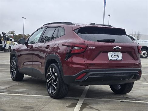 Certified 2024 Chevrolet Trax RS w/ Sunroof Package image 6