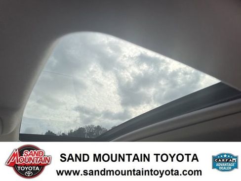Used 2022 Toyota 4Runner SR5 Premium w/ Moonroof Package image 16
