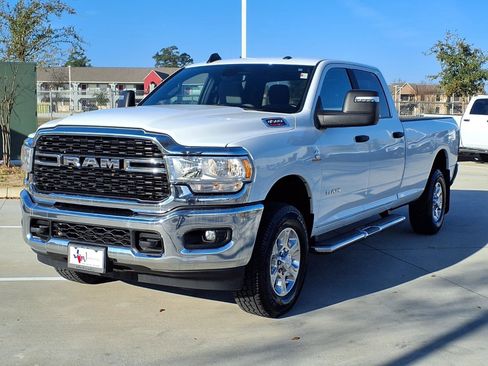 Used 2024 RAM 3500 Big Horn image 3