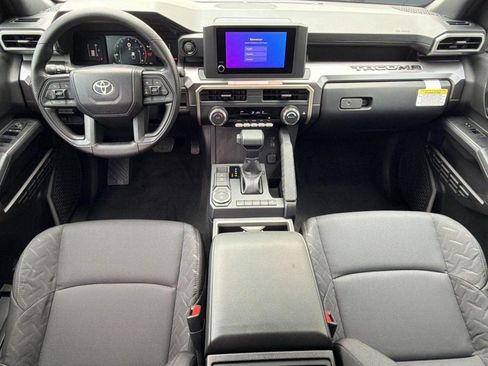 Used 2026 Toyota Tacoma SR5 RWD image 17