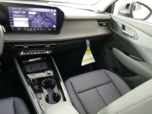 New 2026 Audi Q3 quattro 2.0T image 6