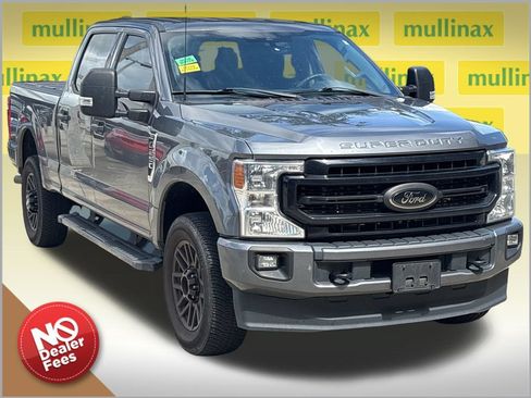 Used 2022 Ford F250 XLT w/ Black Appearance Package AWD/4WD image 1