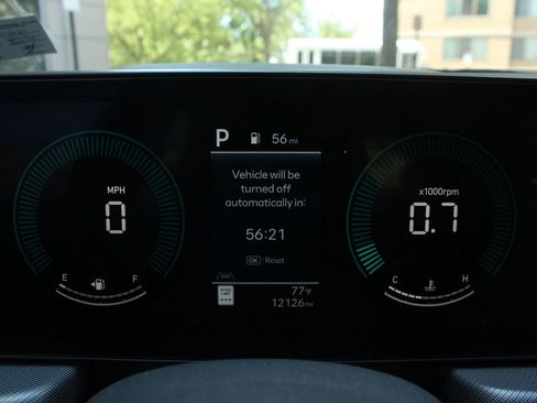 Used 2025 Hyundai Sonata SEL FWD image 30