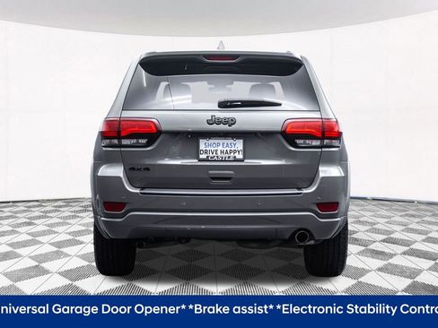 Used 2020 Jeep Grand Cherokee Altitude image 11