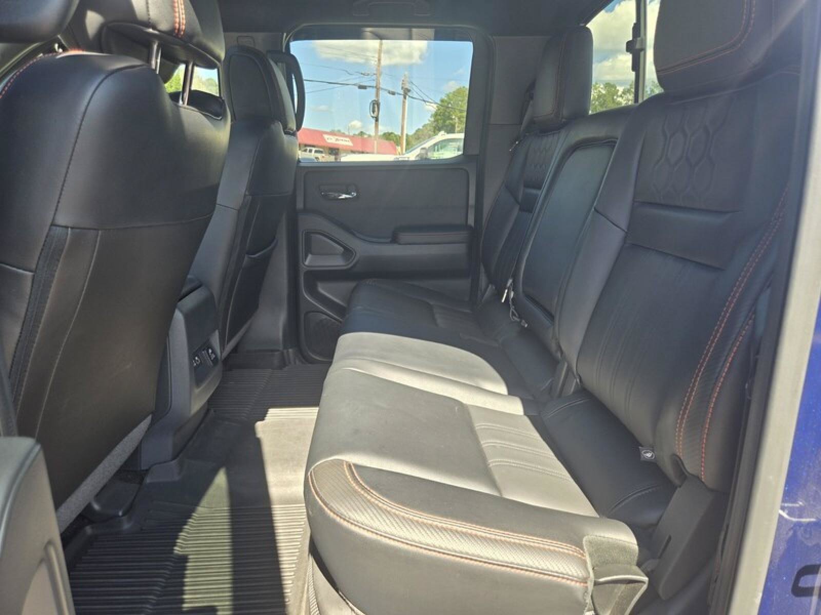 Used 2023 Nissan Frontier Pro-X w/ Pro-X Premium Package RWD image 23