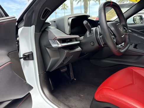 Used 2023 Chevrolet Corvette Stingray Convertible w/ Z51 Performance Package RWD image 24