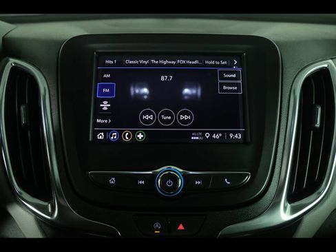 Used 2024 Chevrolet Equinox LS w/ LS Convenience Package image 24