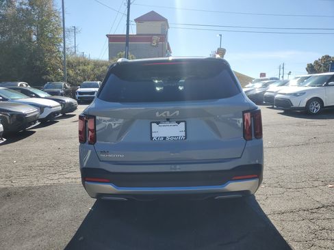 New 2026 Kia Sorento S image 5