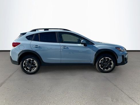 Used 2023 Subaru Crosstrek 2.0i Premium image 8