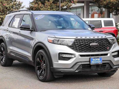 Certified 2022 Ford Explorer ST w/ Equipment Group 401A AWD/4WD image 3