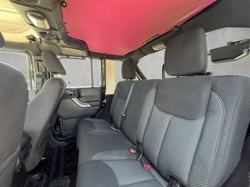Used 2016 Jeep Wrangler Unlimited Sport AWD/4WD image 22