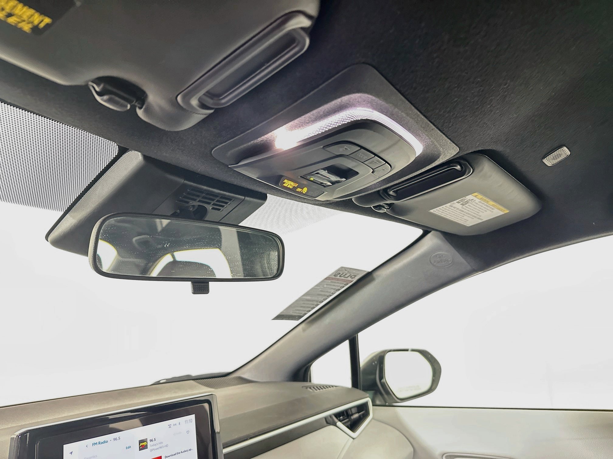 Used 2024 Toyota Corolla SE FWD image 18
