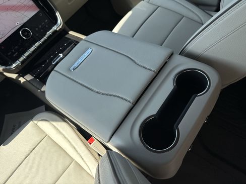 New 2026 GMC Yukon Denali w/ Denali Reserve Package image 23