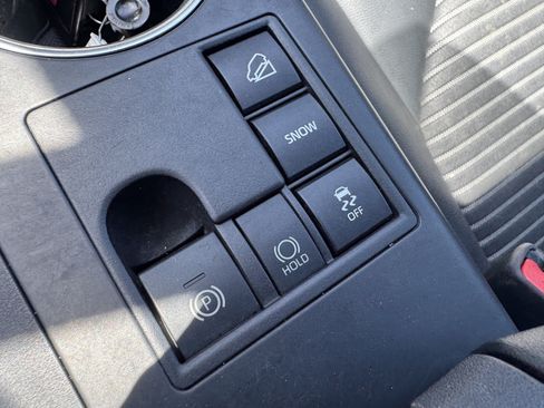 Used 2023 Toyota Highlander XSE AWD/4WD image 41