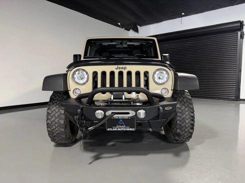 Used 2017 Jeep Wrangler Unlimited Sport w/ Connectivity Group AWD/4WD image 2