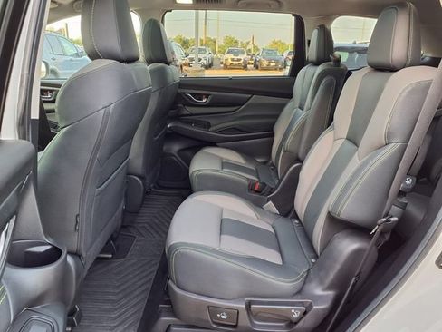 Used 2023 Subaru Ascent Onyx Edition AWD/4WD image 8