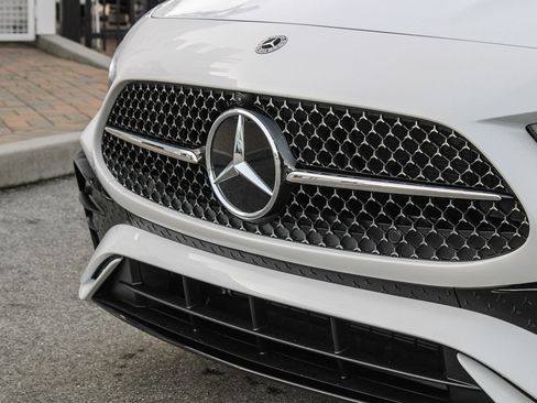 New 2026 Mercedes-Benz CLE 300 4MATIC Cabriolet image 5