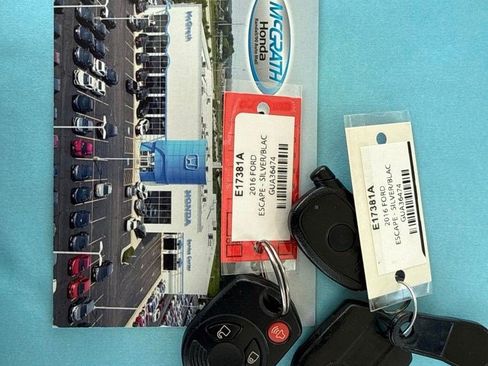 Used 2016 Ford Escape SE FWD image 4