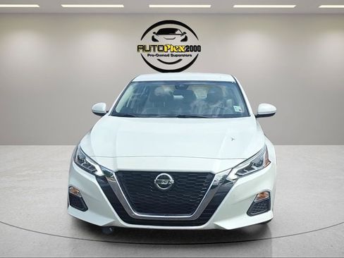 Used 2021 Nissan Altima 2.5 SV FWD image 2
