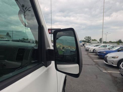 Used 2021 Nissan NV 2500 SV RWD image 31