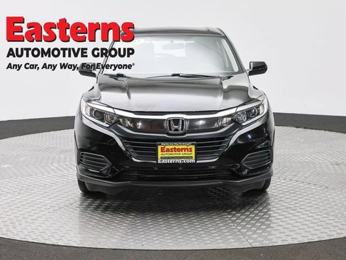 Used 2021 Honda HR-V LX image 2