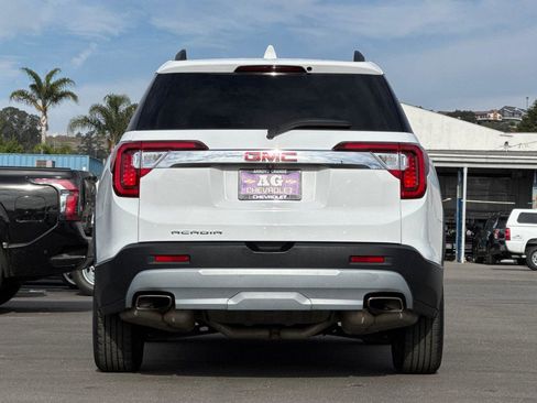 Used 2023 GMC Acadia SLT image 5